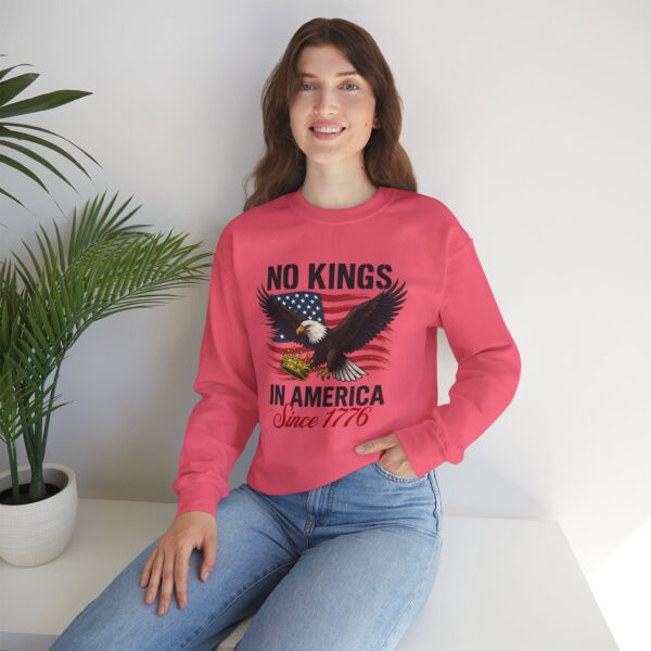 No king in America Crewneck Sweatshirt