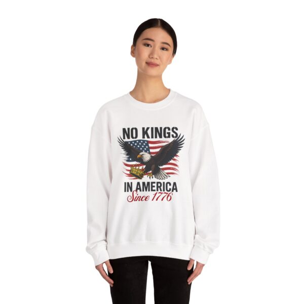No king in America Crewneck Sweatshirt